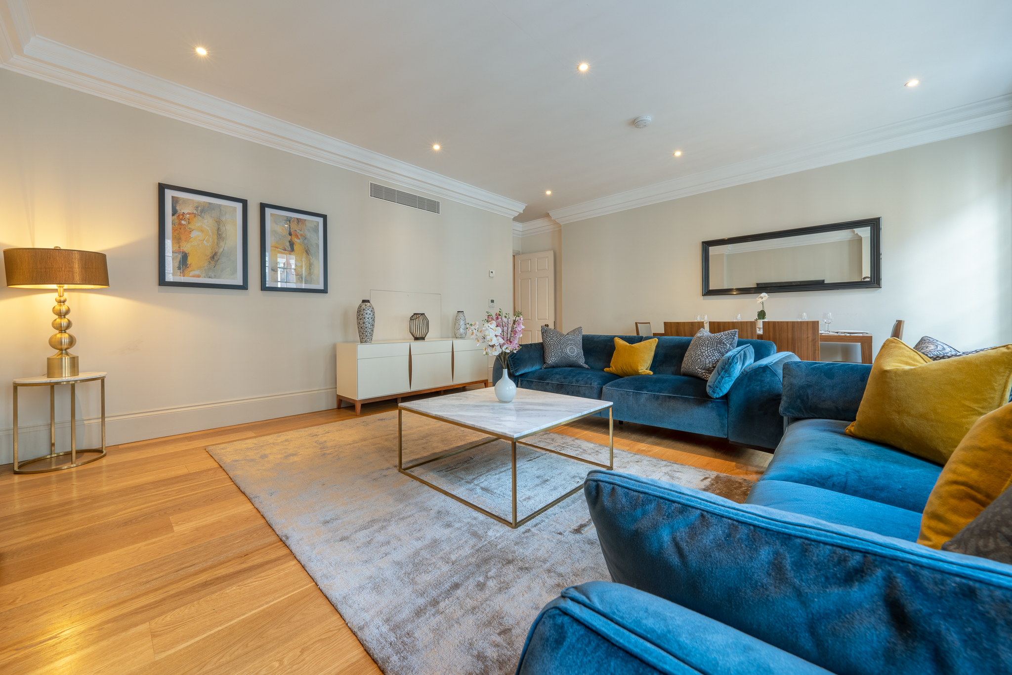 Modern Mayfair Apartment near Hyde Park