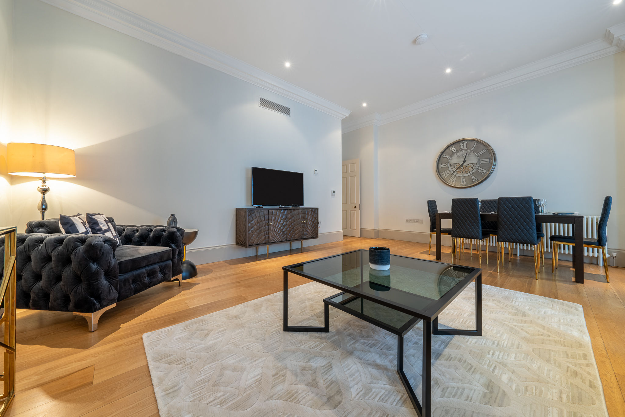 Luxury Mayfair Town House view 5